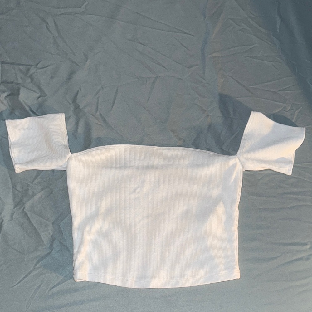 Abercrombie & Fitch White Off-Shoulder Blouse